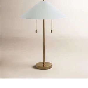 Finley Metal Table Lamp